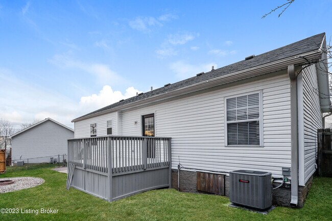 Building Photo - 6712 Leverett Ln