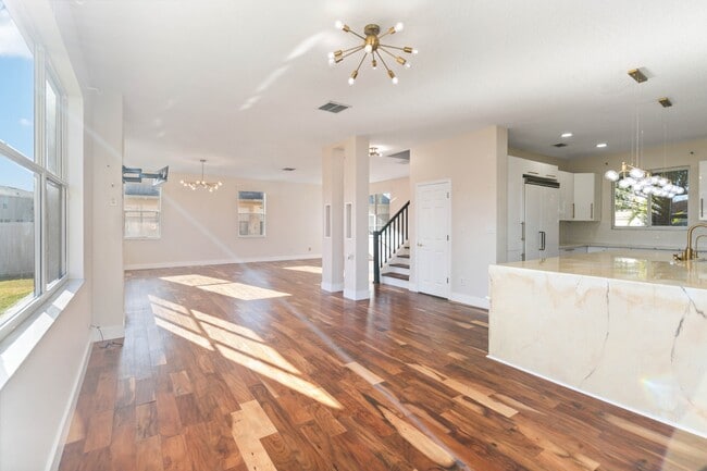 Building Photo - 1755 Delafield Dr