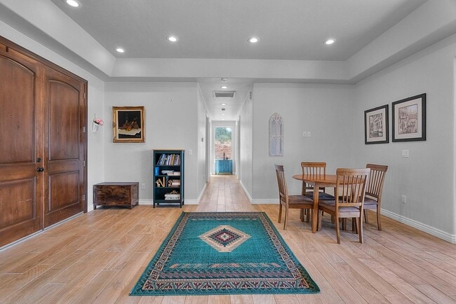 Building Photo - 231 Premio Ct