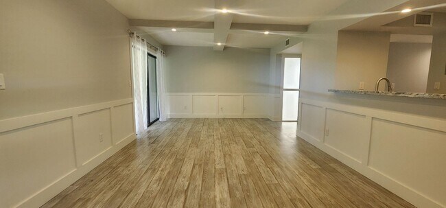 Building Photo - St Augustine Shores Gem! 2 Bed-2 Bath 1st ...
