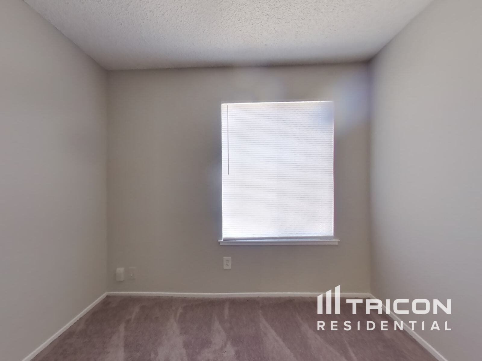 Building Photo - 3012 Snowberry Ln