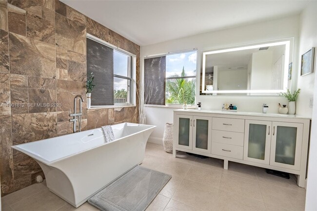 Building Photo - 18004 SW 20th St