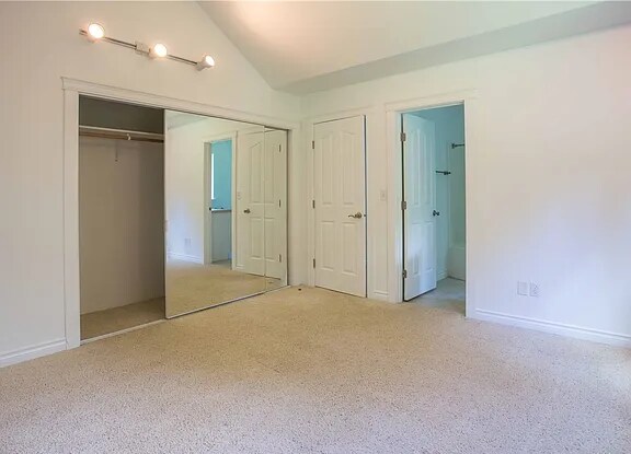 Building Photo - 4402 D St