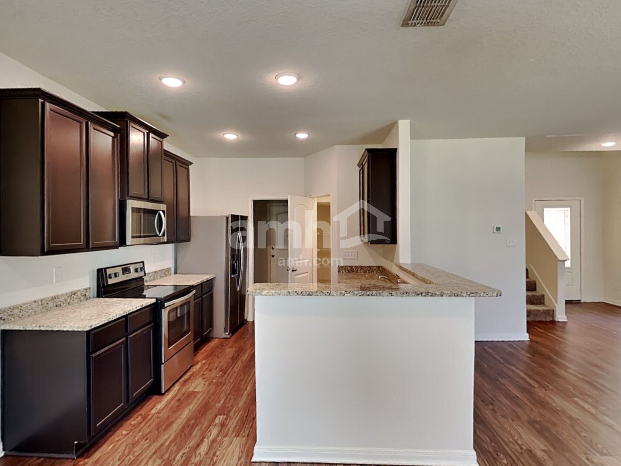 Building Photo - 7931 Bluewater Cove