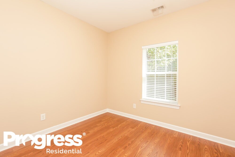 Building Photo - 2885 Island Point Dr NW