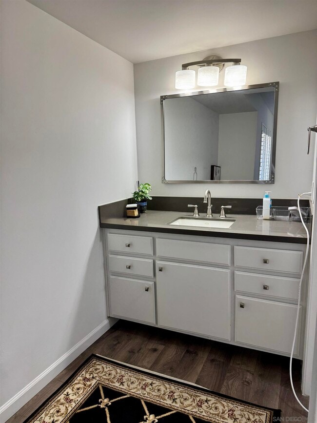 Building Photo - 3230 Caminito Eastbluff
