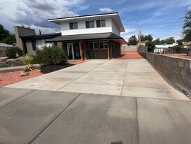 Building Photo - 175 S 400 E