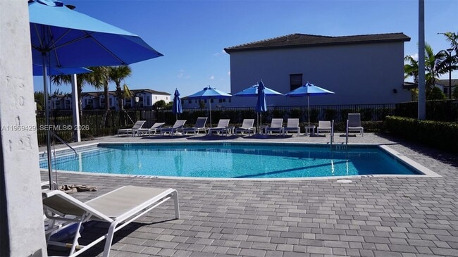 Building Photo - 549 NW 204th St