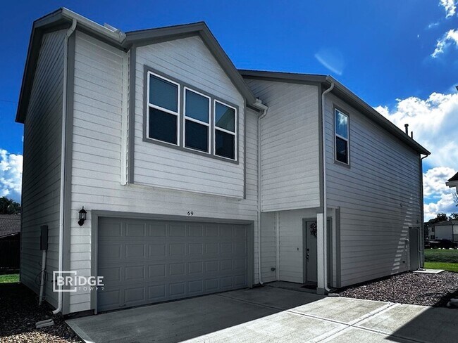 Primary Photo - 69 Fern Ct