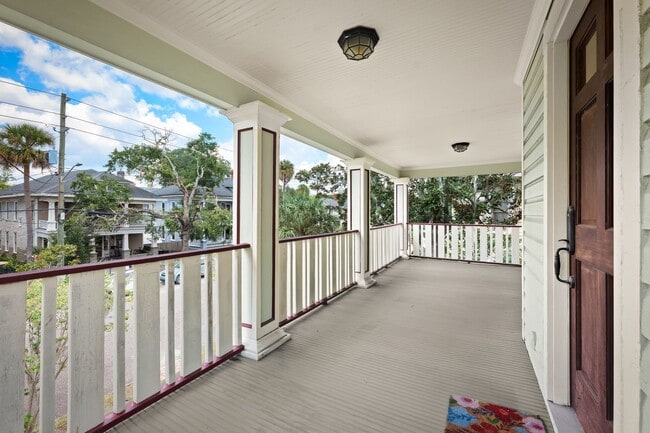 Building Photo - Charming 4 Bedroom 3 Bathroom Historical H...