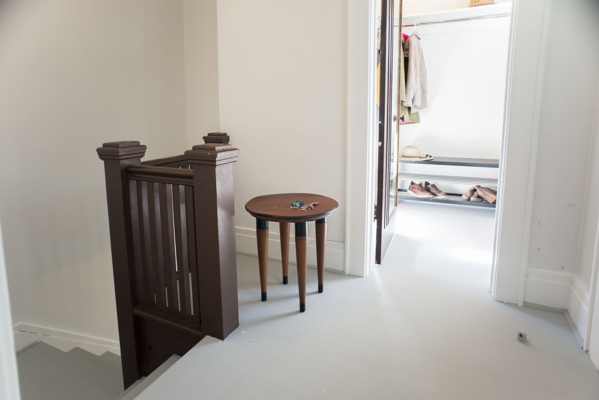 foyer and closet - 705 Ackerman Ave