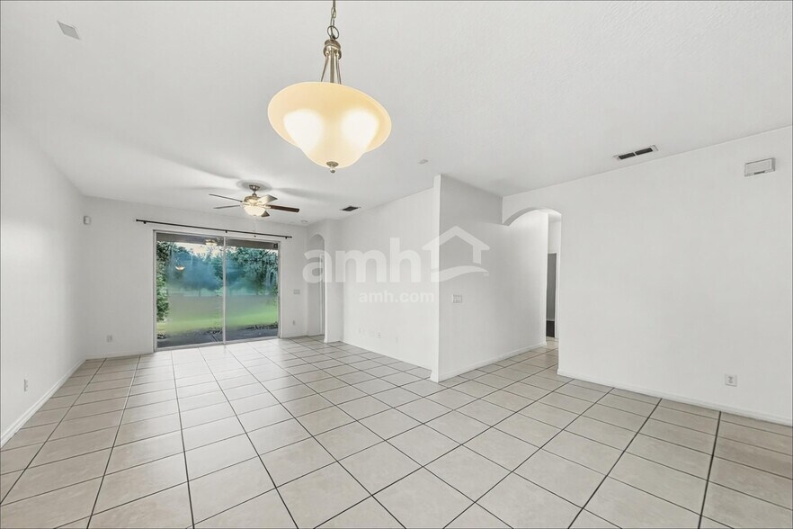 Building Photo - 1726 Palmerston Cir