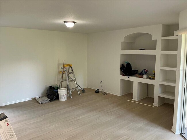 Building Photo - 7350 Westpointe Blvd