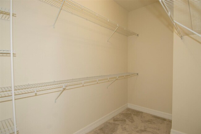 Building Photo - 4628 Pinehurst Trl E