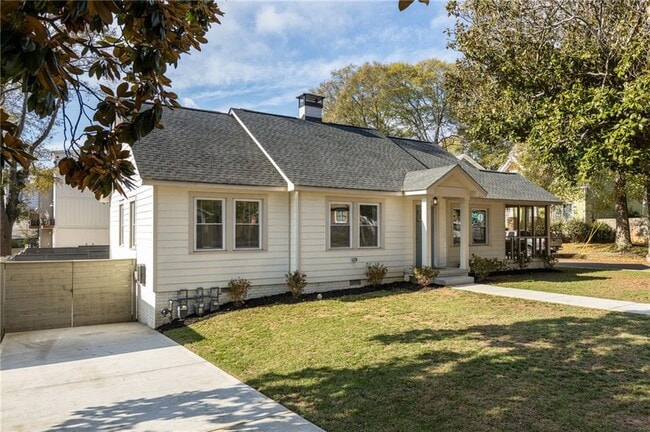 Building Photo - 3455 Rainey Ave