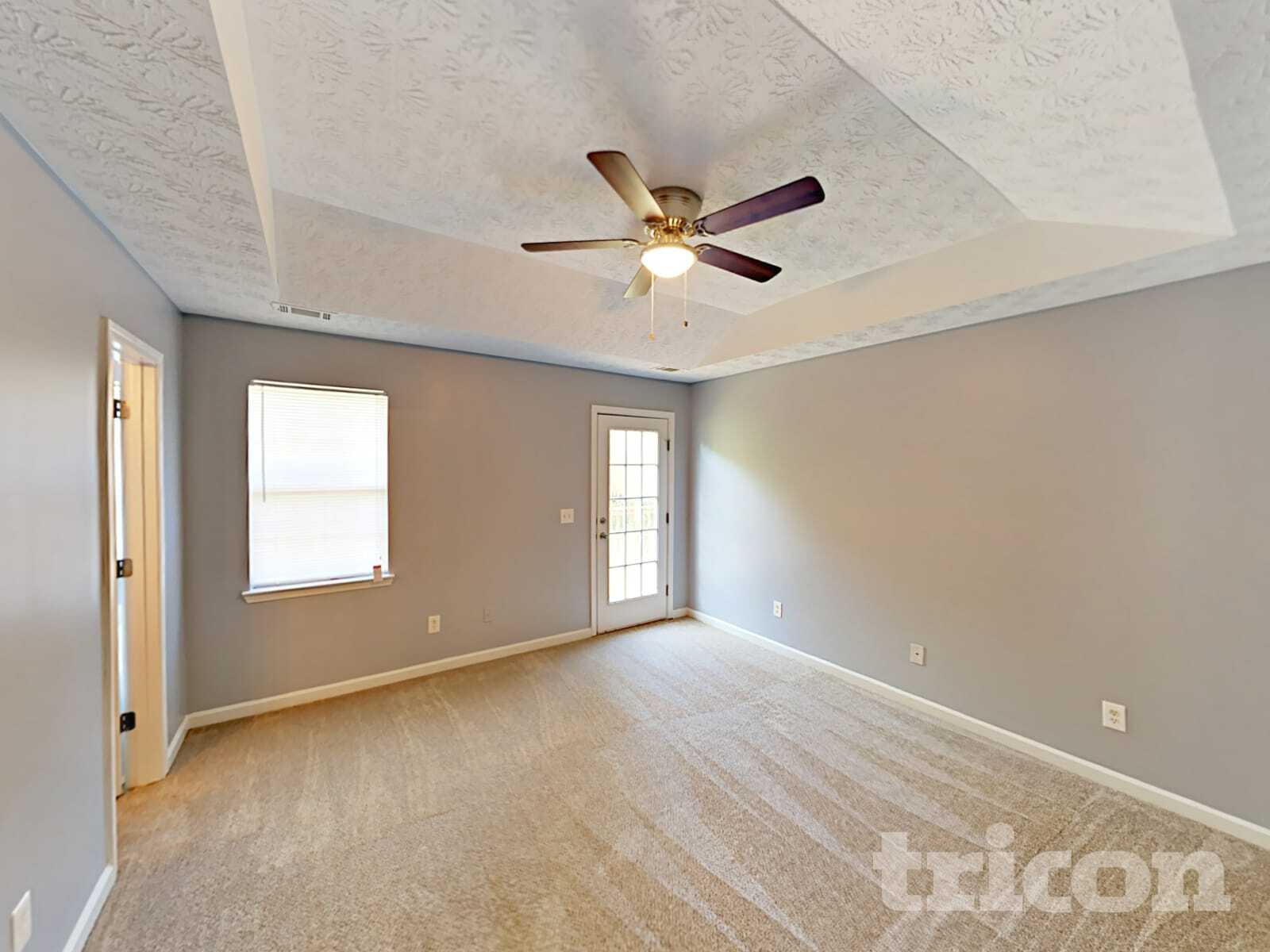 Building Photo - 160 Brighton Dr