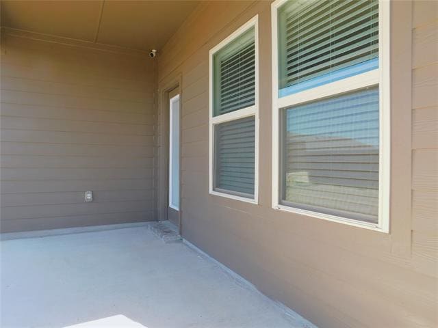 Building Photo - 1311 Gdn Grv Dr