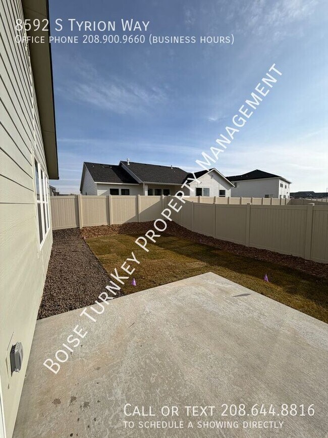Building Photo - 8592 S Tyrion Wy