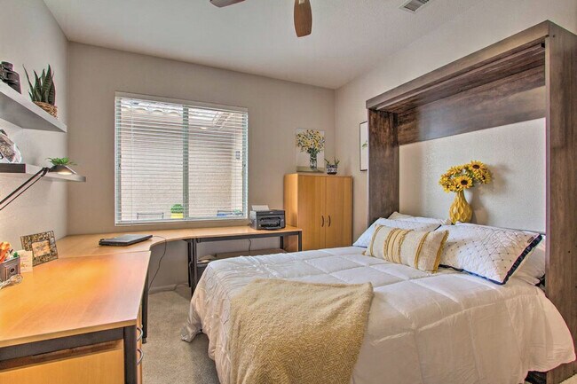 Building Photo - 17824 N Stone Haven Dr