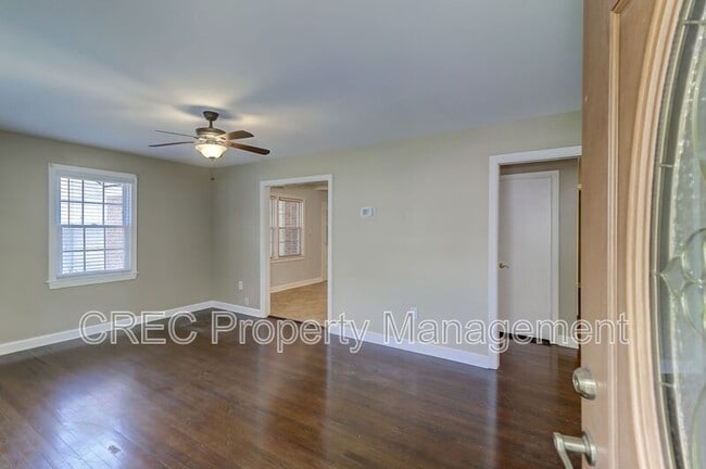 Building Photo - 5639 Flanders Ave