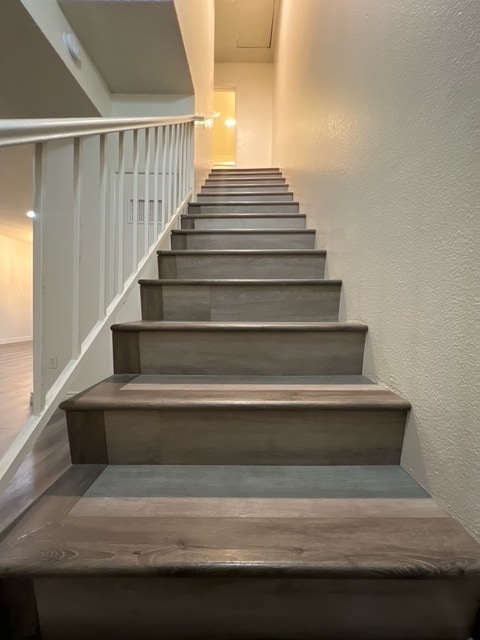 Staircase-B - 212 N Electric Ave