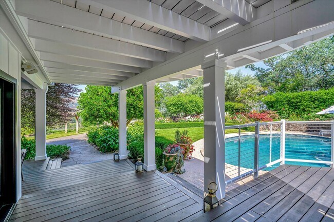 Building Photo - Welcome to Your Luxurious Napa Valley Retr...