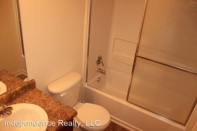 Building Photo - 3 br, 2.5 bath House - 316 Mertle Drive NE