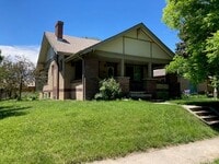 Building Photo - 2801 Ash St.