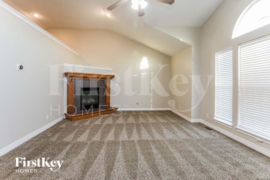 Building Photo - 20805 W 71st Terrace