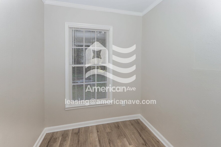 Building Photo - 609 McArthur Blvd