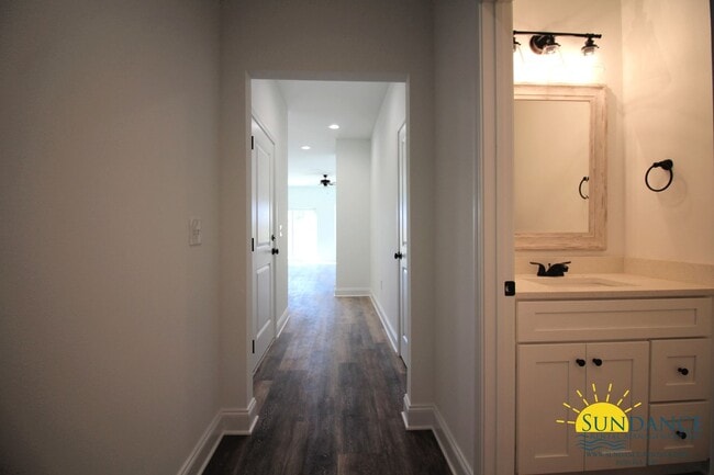 Building Photo - Gorgeous Townhome in Fort Walton Beach