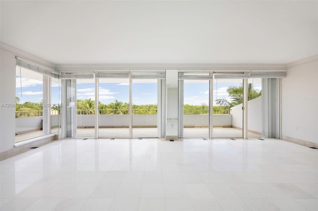 Building Photo - 155 Ocean Ln Dr