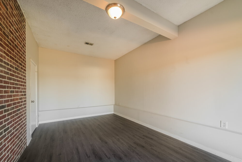 Building Photo - 44 Arnold Rd