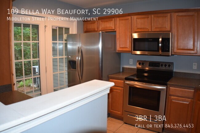 Building Photo - 109 Bella Way