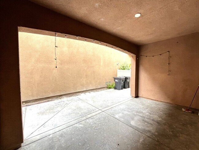 Building Photo - 14601 Serenade Dr