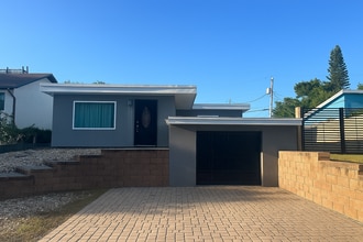 Building Photo - 1270 Riverbreeze Blvd