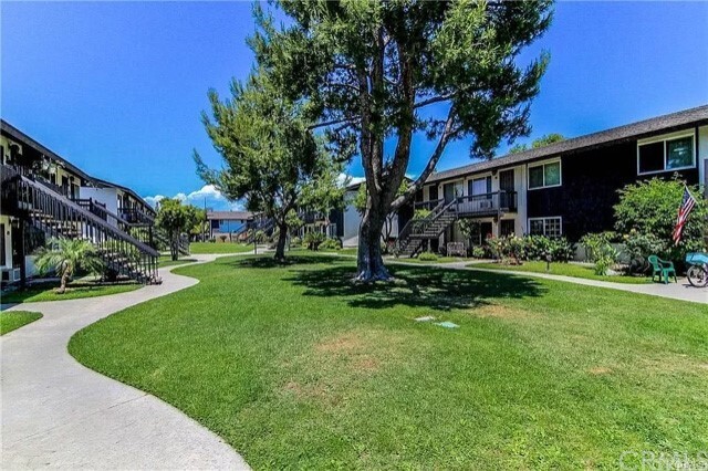 Building Photo - 7100 W Cerritos Ave