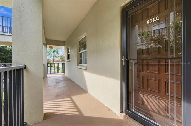 Building Photo - 2700 Bayshore Blvd
