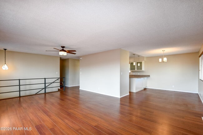 Building Photo - 2375 Shinnery Ln