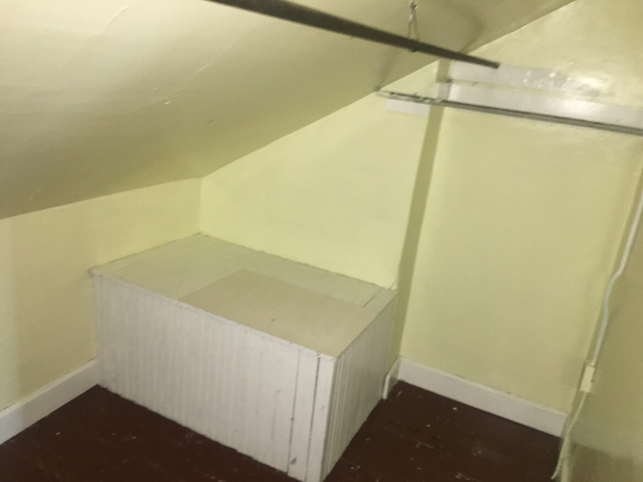 Building Photo - 42 Beach Ave