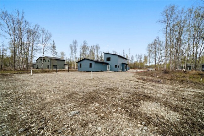 Building Photo - 7404 N Paw St