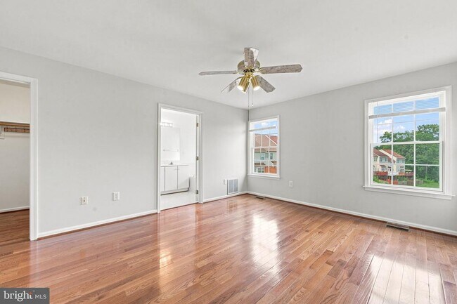 Building Photo - 6147 Early Autumn Dr