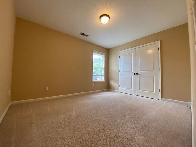 Building Photo - BARTLETT RENTAL HOME 3 BEDROOM 2 BATHROOM WITH FENCED BACKYARD