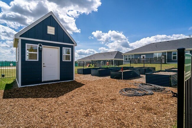 Building Photo - 1588 Port Hills Dr