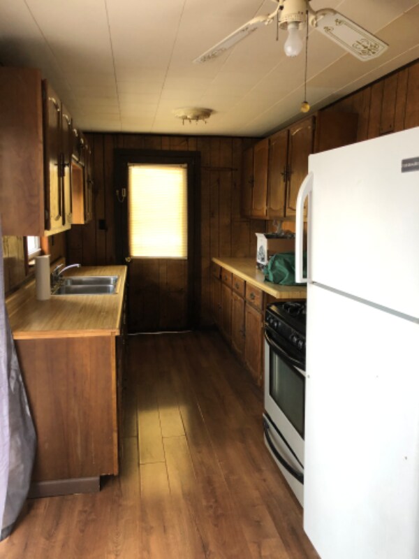 Building Photo - 174 S Marietta St