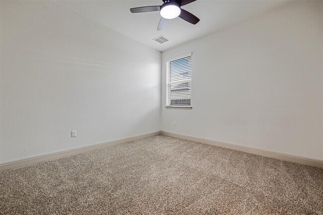 Building Photo - 18033 Bassano Ave