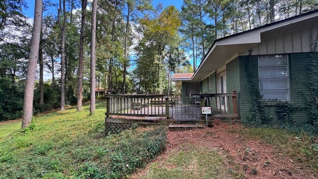 Building Photo - 810 McMilland Rd