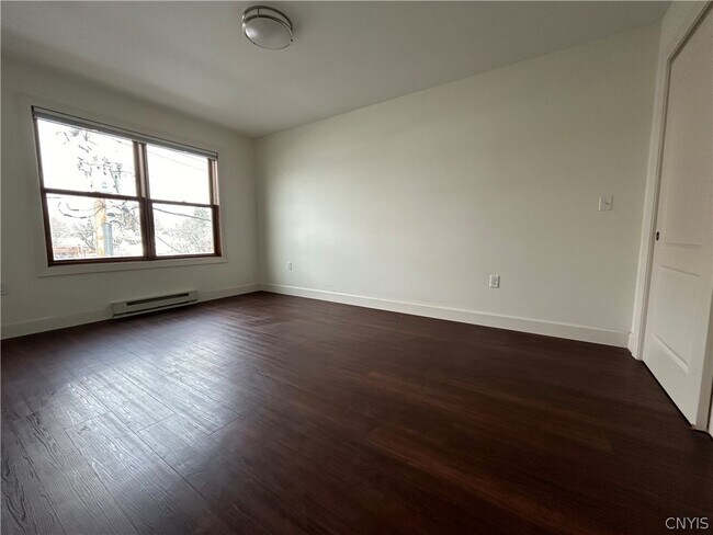 Building Photo - 23 S Main St