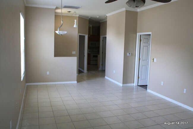 Building Photo - 7505 Wimpole Dr