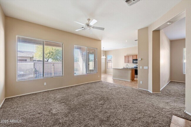 Building Photo - 35414 N 32nd Dr